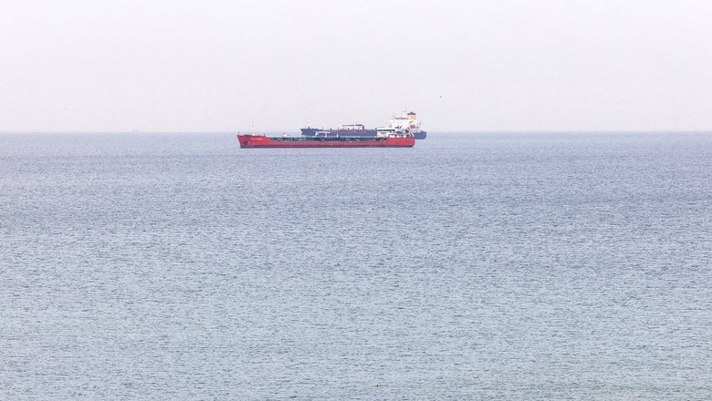 Судовладельцам рекомендовали избегать плавания у берегов Ирана